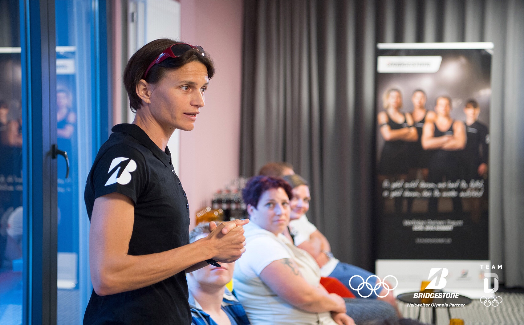 Larissa Kleinmann ist unser Laufcoach. ©Bridgestone