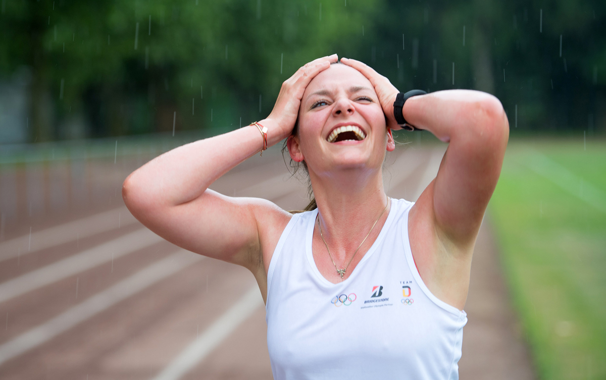 jahresrueckblick-frau-schwitzt-sport